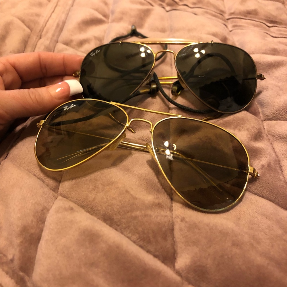 2 pairs of vintage ray bans